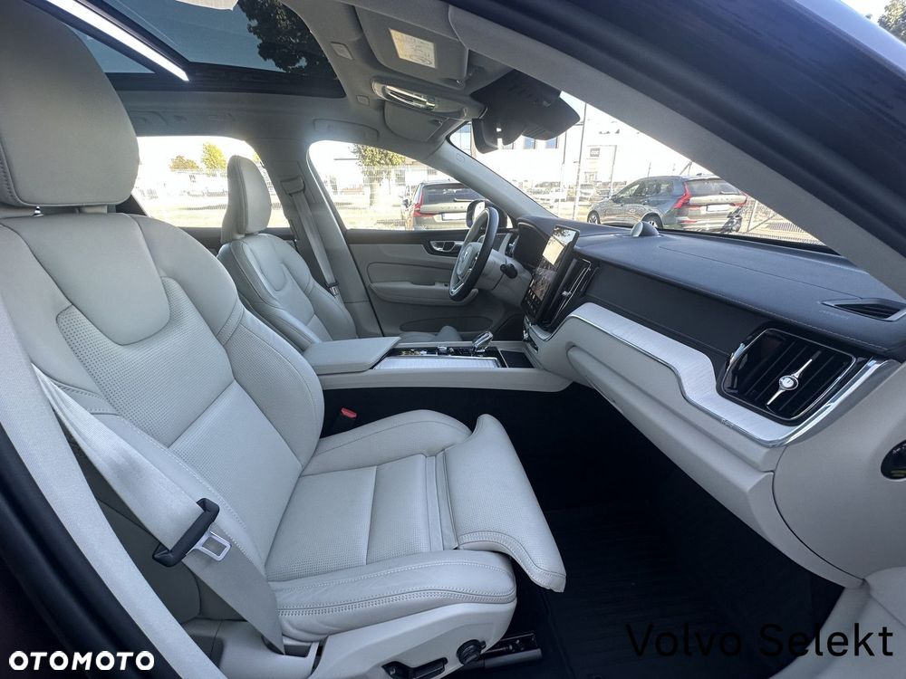 Volvo XC 60 - 33