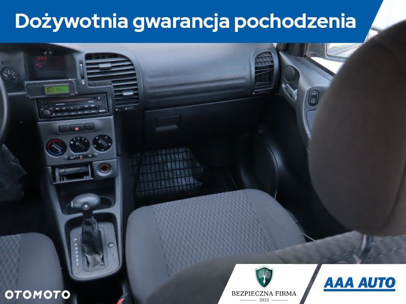 Opel Zafira - 10