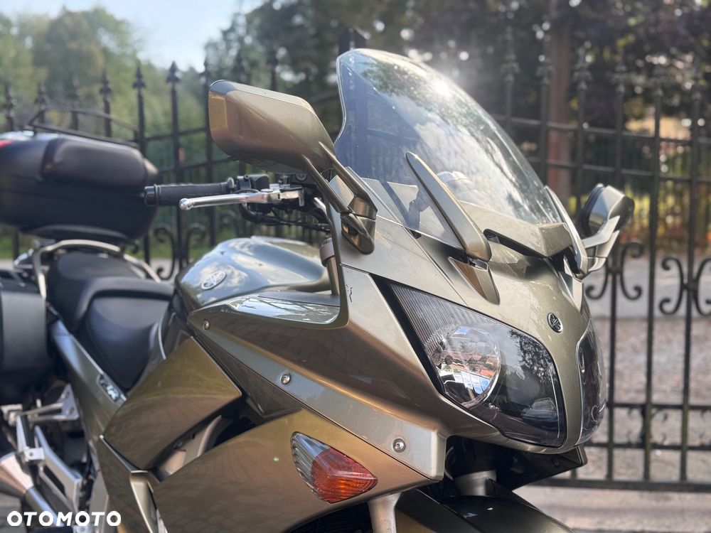 Yamaha FJR - 11