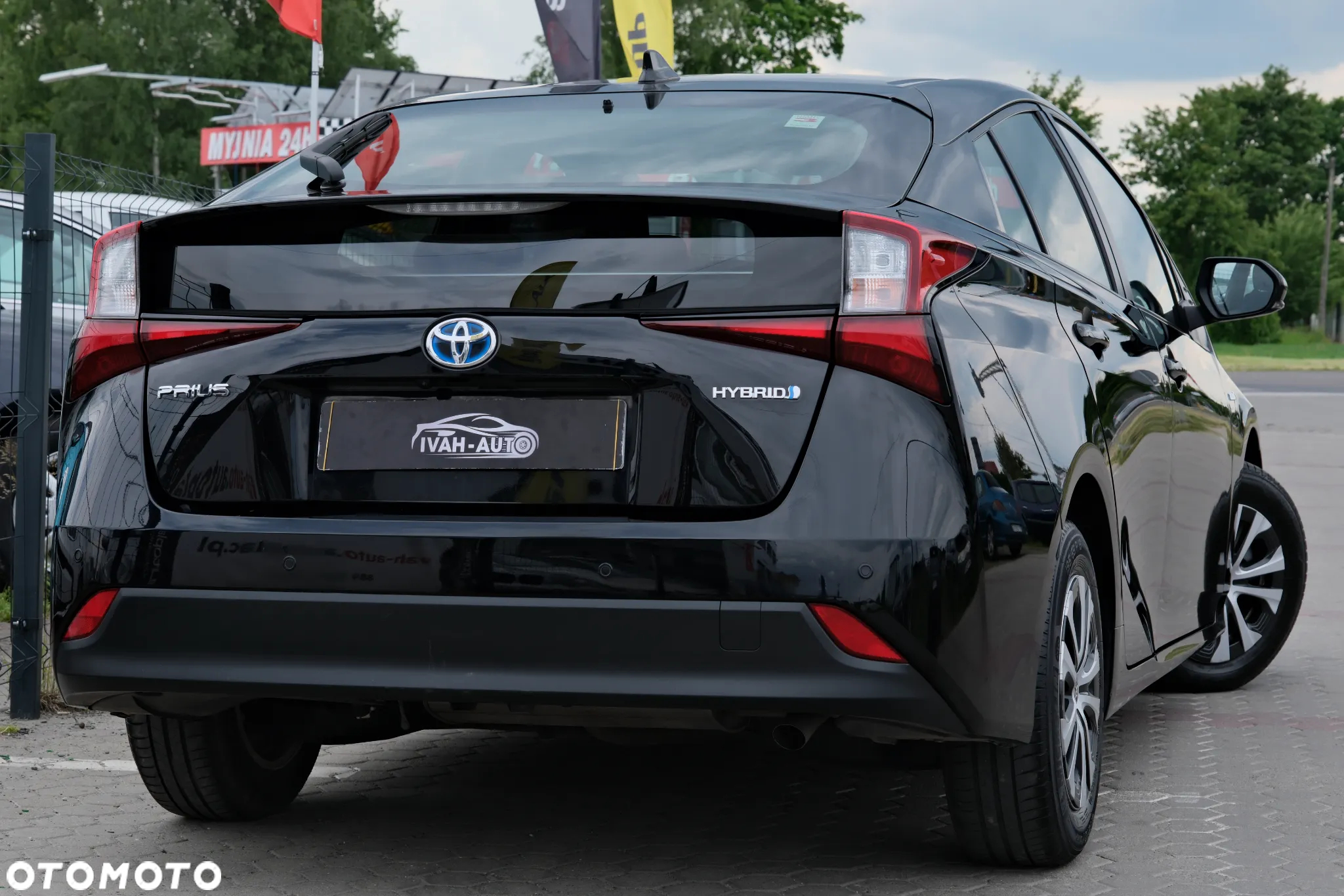 Toyota Prius 1.8 Hybrid Prestige - 11