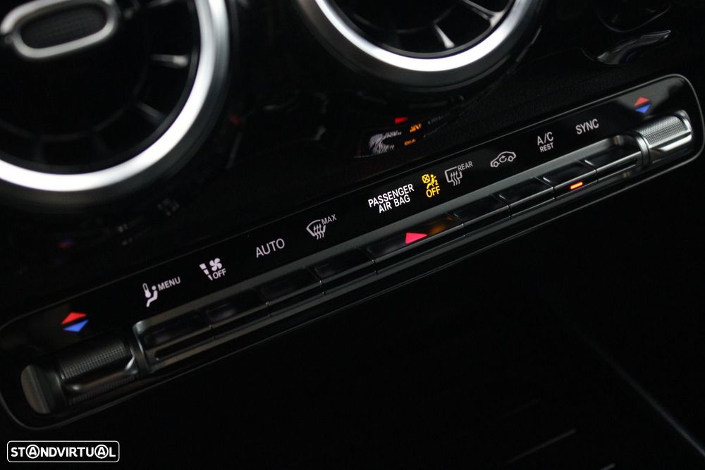 Mercedes-Benz GLB 200 d Progressive - 24