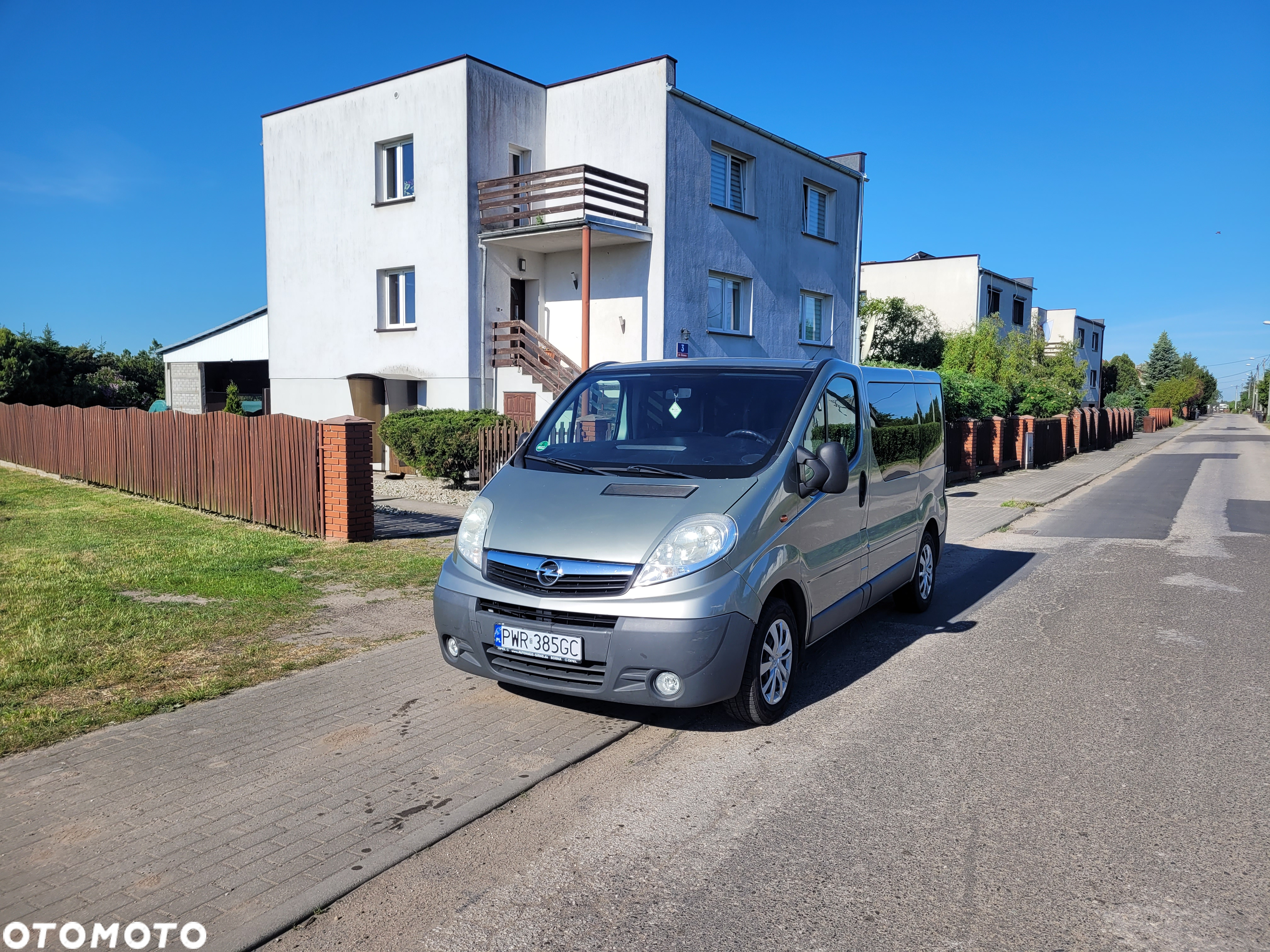 Opel Vivaro - 2