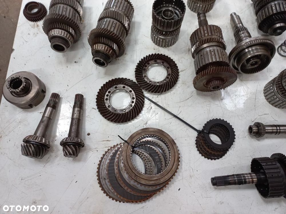 Kosz sprzęgłowy ZF POWERSHIFT Deutz Fahr ZF 209359025, 030,060 ,ZF2093359090 089, ZF2093314008368150, ZF359109,SAME,LAMBORGHINI ,CASE,NEW HOLLAND, wałek,koło zębate,tryb,atak,tarczki,agrotron,2093.268.037  0.900.0954.5 hurlimann 0.900.0883.8  2093268034  cnh 2093.268.019 2093368041, - 7