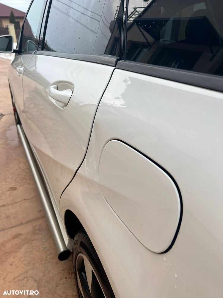 Mercedes-Benz B 220 d 7G-DCT - 8