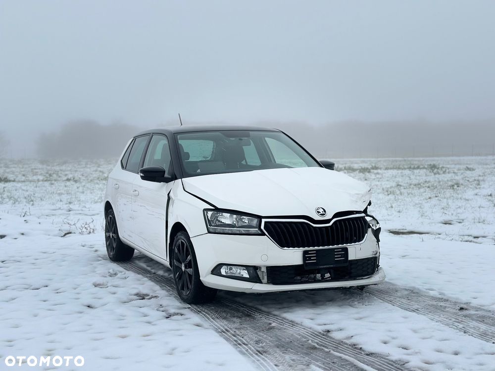 Skoda Fabia 1.0 Style Color - 3