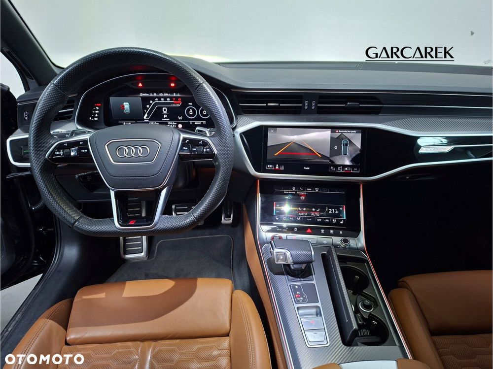 Audi RS6 Avant - 16