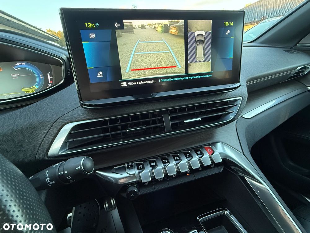 Peugeot 3008 Hybrid 225 e-EAT8 GT Pack - 33
