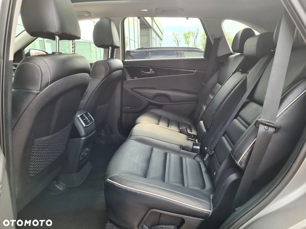 Kia Sorento 2.0 CRDI GT Line - 32