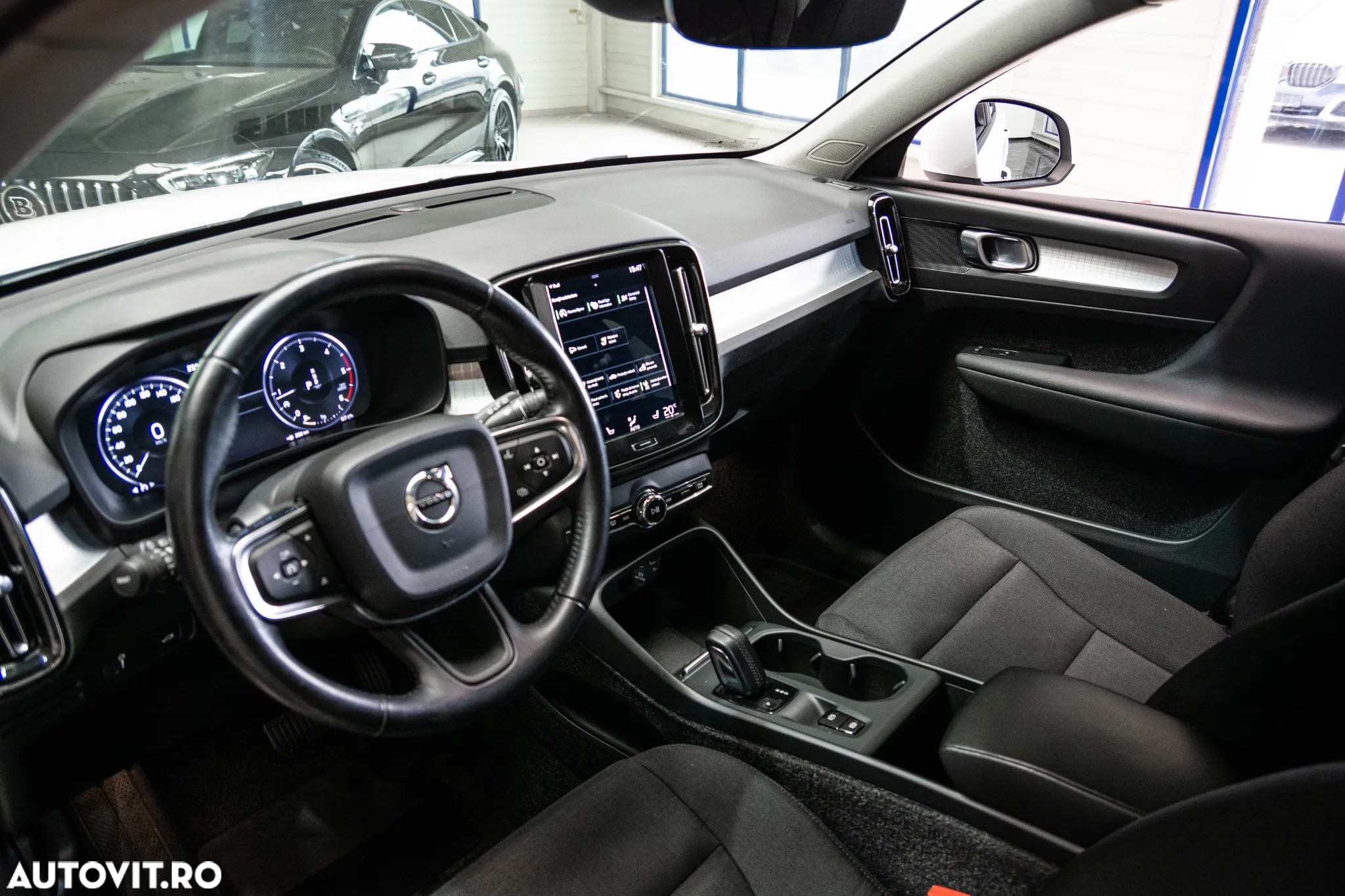 Volvo XC 40 D3 AWD Momentum - 29