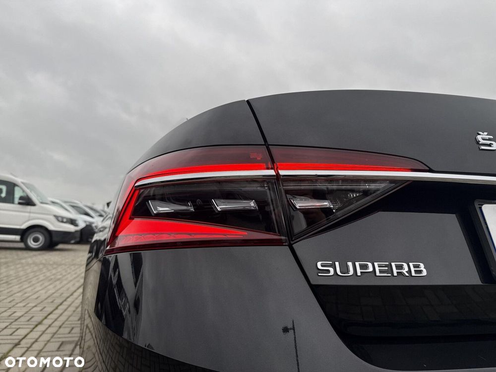 Skoda Superb 2.0 TDI Style DSG - 33