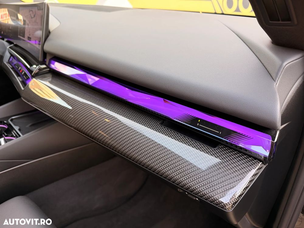 BMW Seria 5 520i AT MHEV - 20