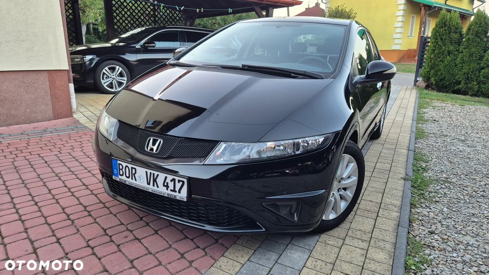 Honda Civic 1.4 i-VTEC Comfort Black Edition - 6