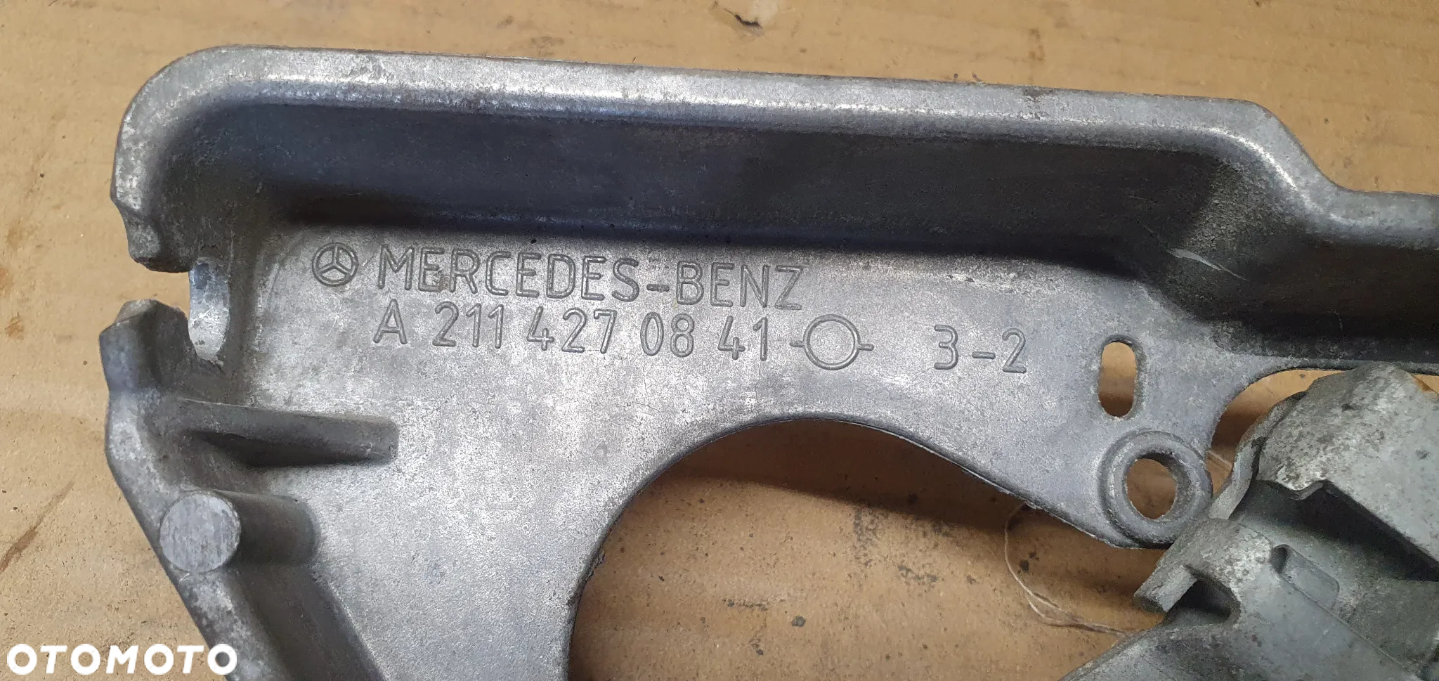 Mechanizm hamulca ręcznego Mercedes E-Klasa W211 A2114270841 - 4