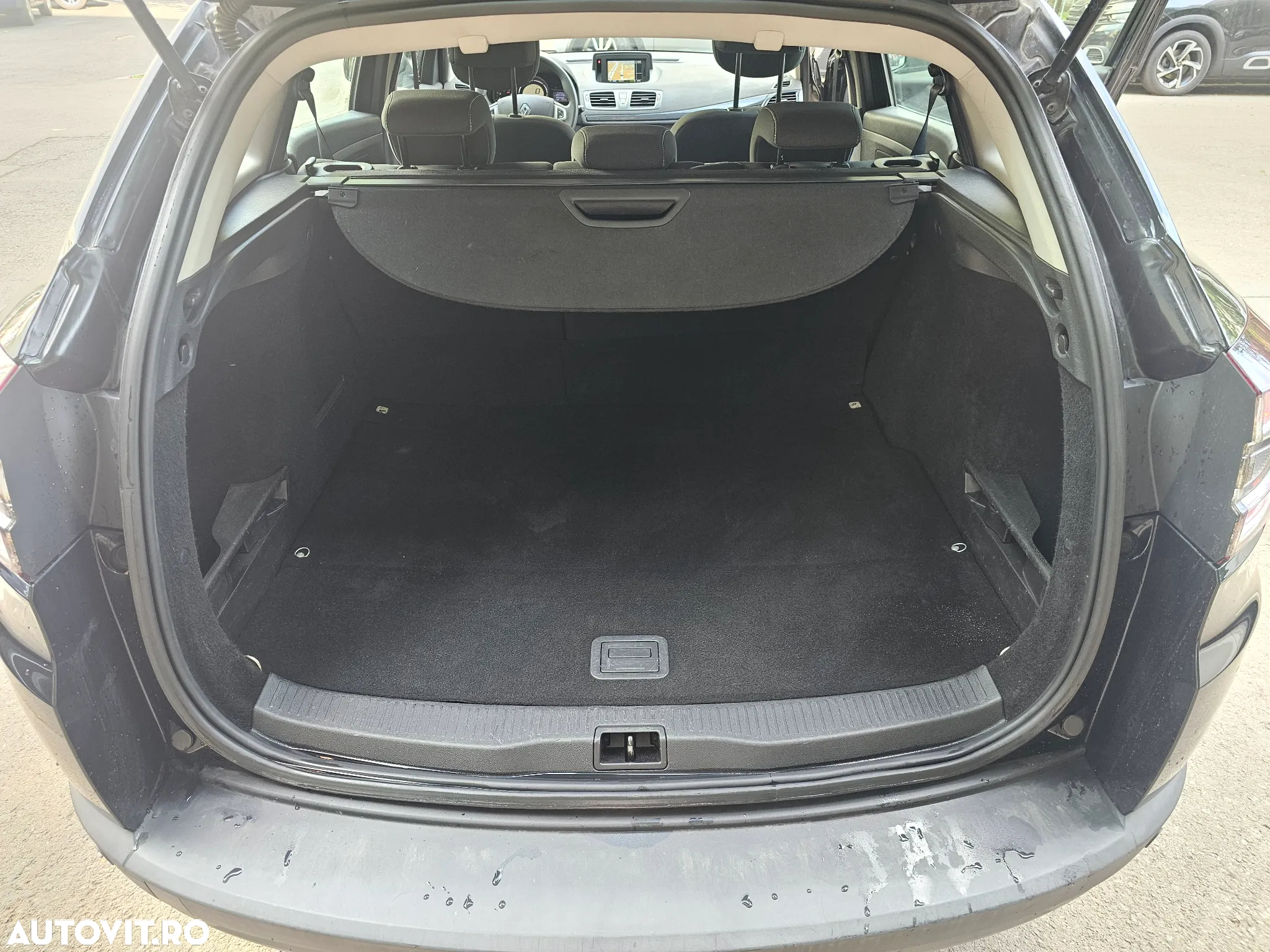 Renault Megane Grandtour ENERGY dCi 110 Start & Stopp Dynamique - 9