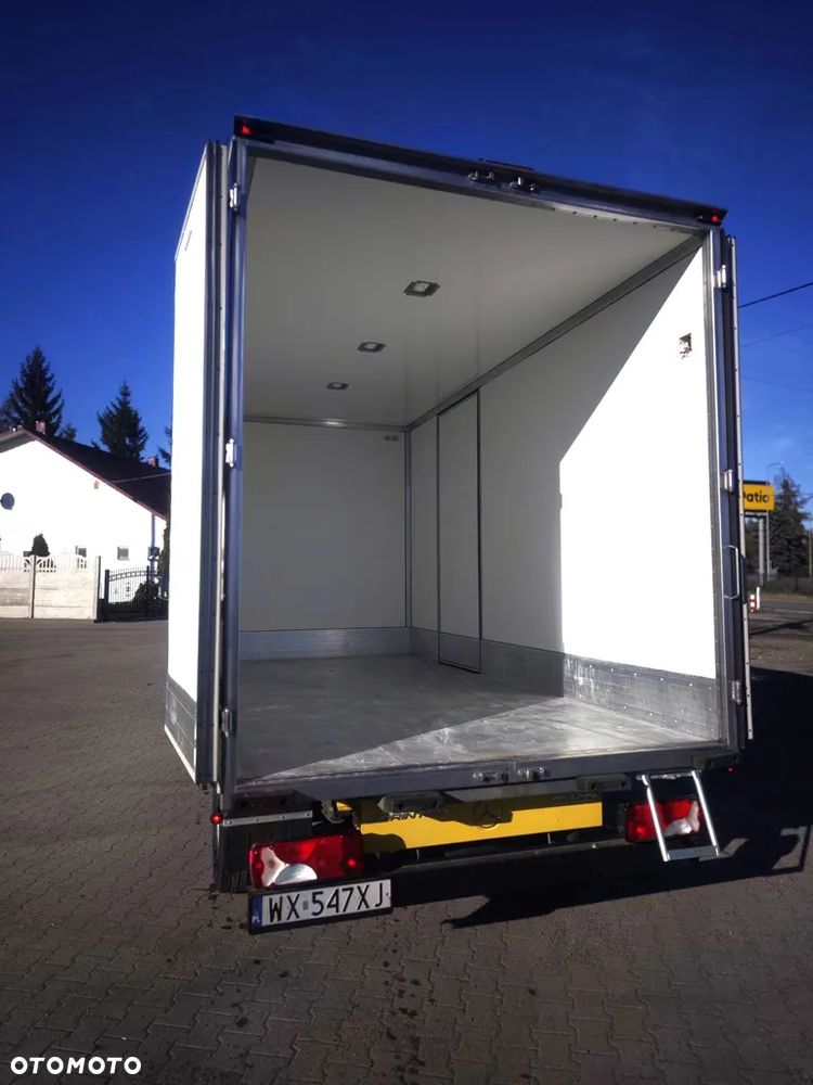 Mercedes-Benz SPRINTER - 3