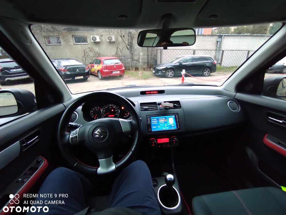 Suzuki Swift 1.6 Sport - 10