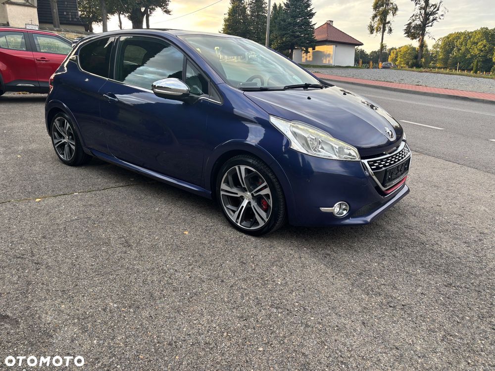 Peugeot 208 1.6 THP GTi - 13