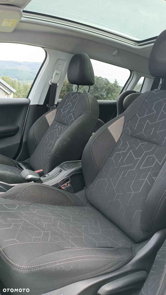 Peugeot 2008 1.6 BlueHDi Style - 4