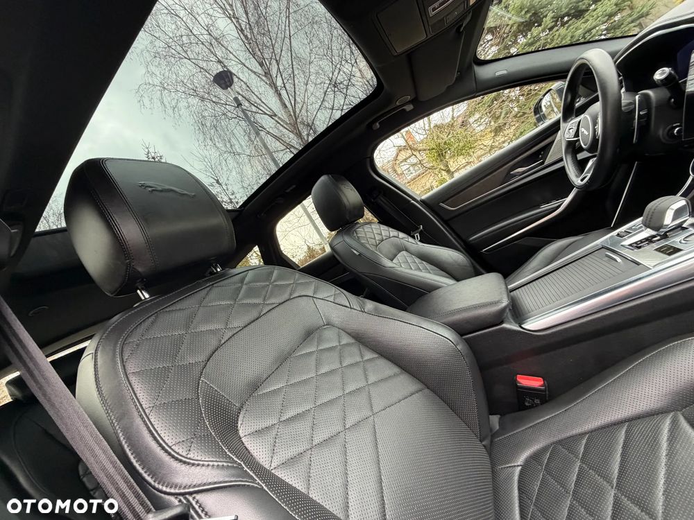 Jaguar XF D200 R-Dynamic S - 29