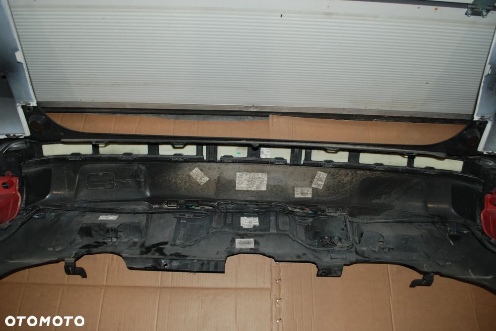 Zderzak Tył Tylny PEUGEOT 3008 II Kompletny 2 16- 6XPDC - 17