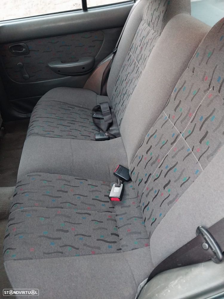 Hyundai Accent 1.3 GLS - 9