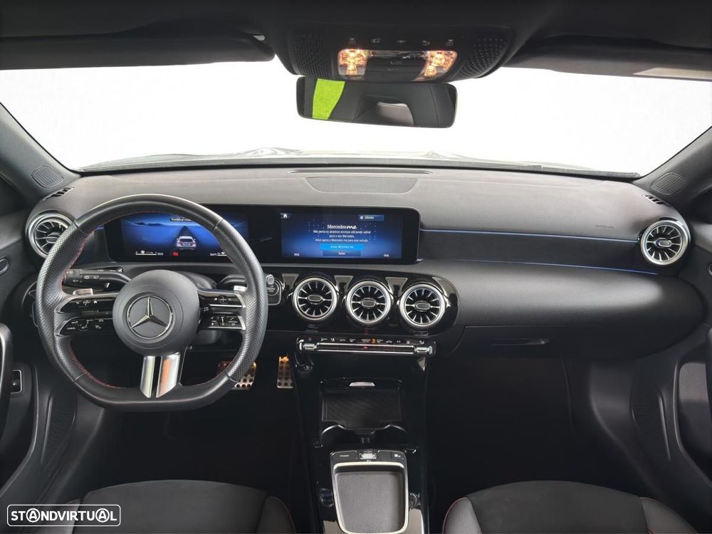 Mercedes-Benz A 250 e 8G-DCT AMG Line Advanced Plus - 12