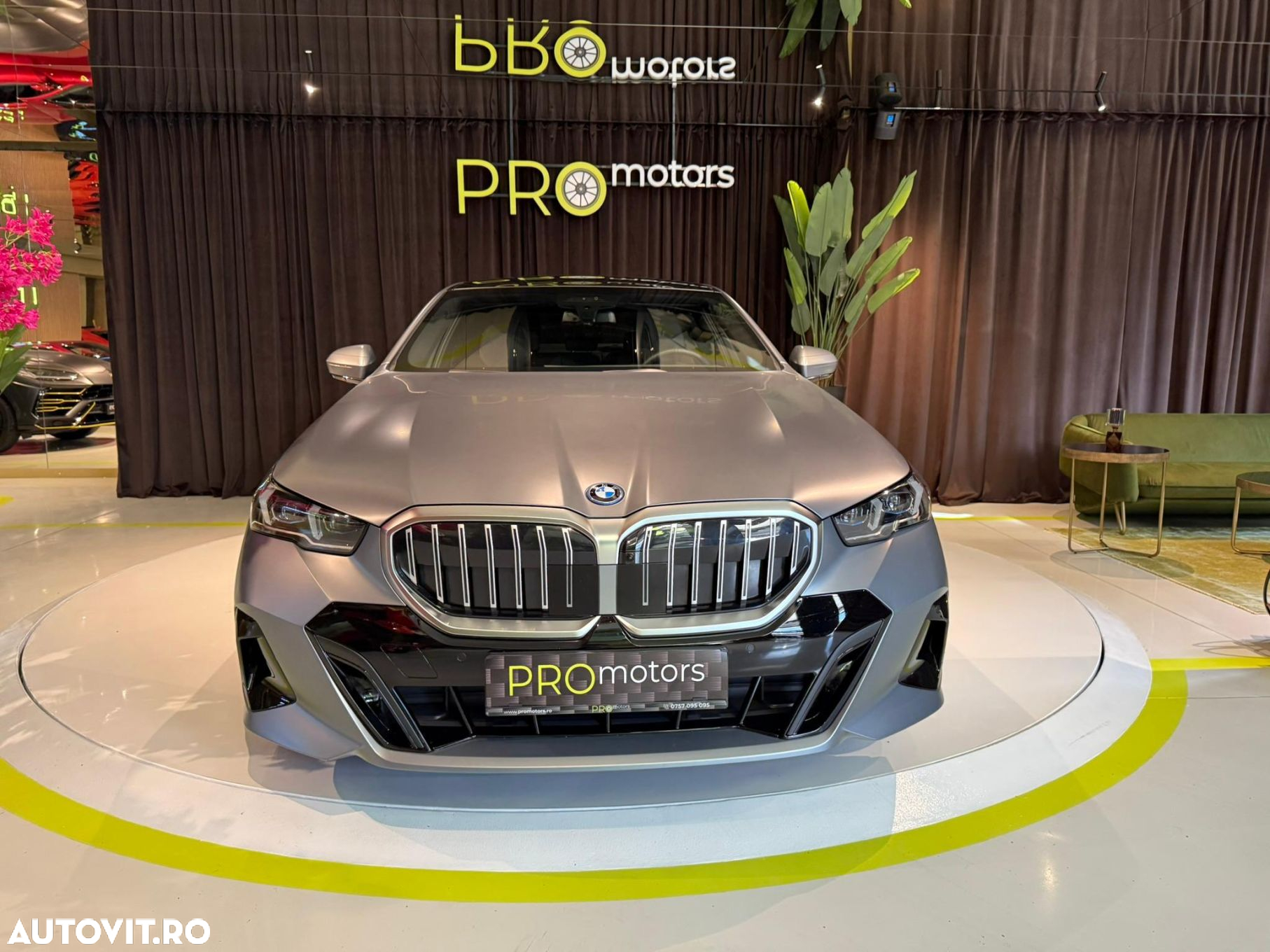 BMW Seria 5 550e xDrive AT PHEV - 8