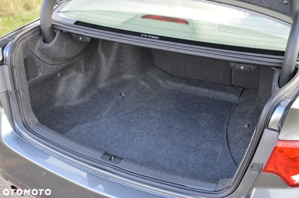 Honda Accord 2.4 Executive - 21