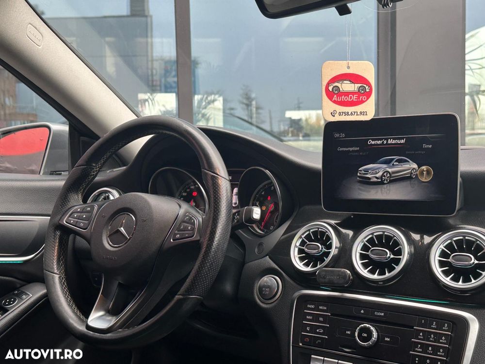 Mercedes-Benz CLA - 10