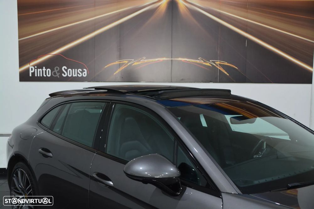 Porsche Panamera Sport Turismo Turbo S E-Hybrid - 8