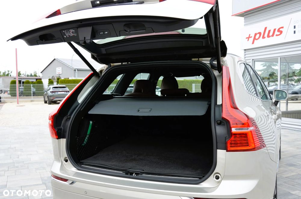 Volvo XC 60 B4 B Geartronic Inscription - 28