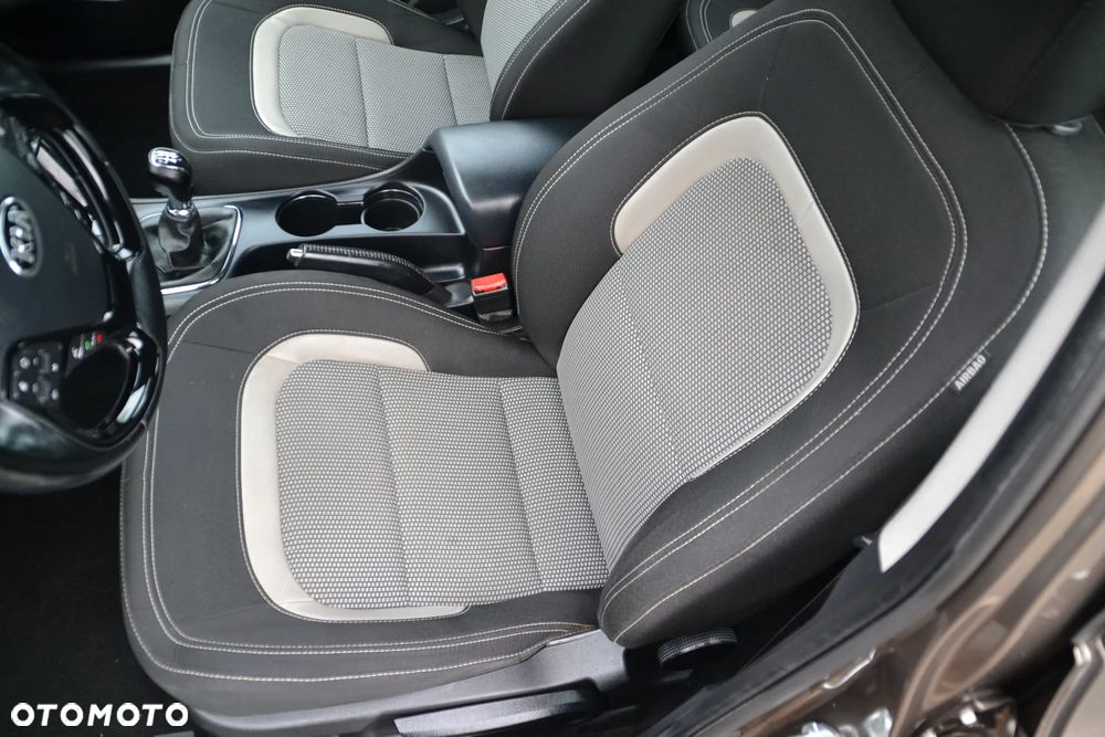 Kia Ceed 1.6 GDI Dream-Team Edition - 20