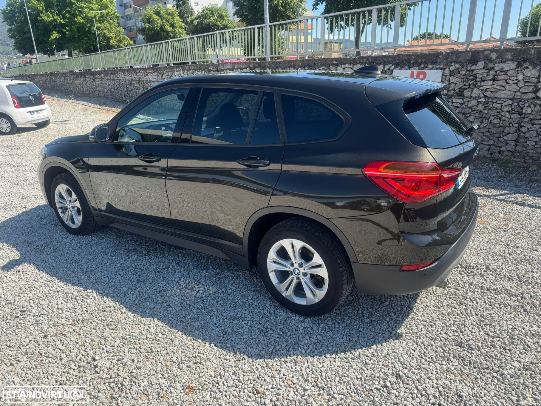 BMW X1 16 d sDrive Line Sport - 4