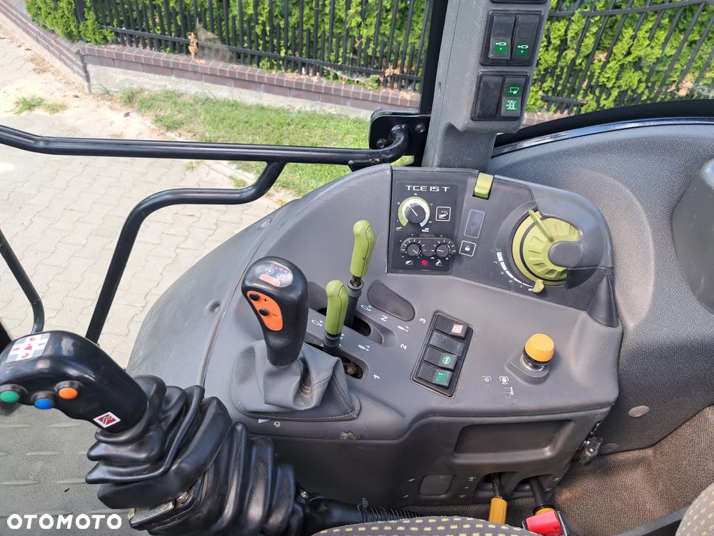 Claas ARION 420 CIS - 15