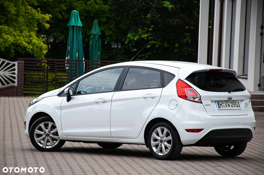 Ford Fiesta 1.0 EcoBoost Titanium - 16