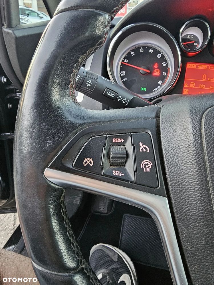 Opel Astra 1.4 Turbo 150 Jahre - 26