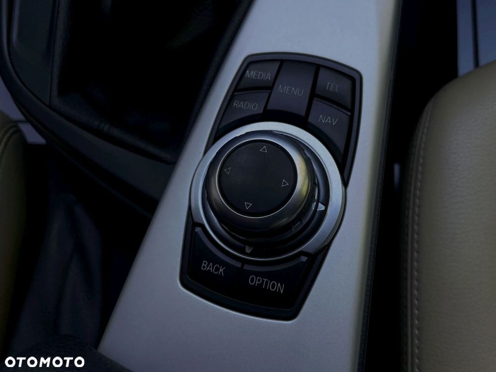 BMW 3GT 320i Modern Line - 32