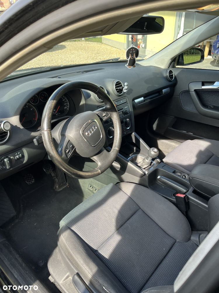 Audi A3 1.6 Ambition - 4