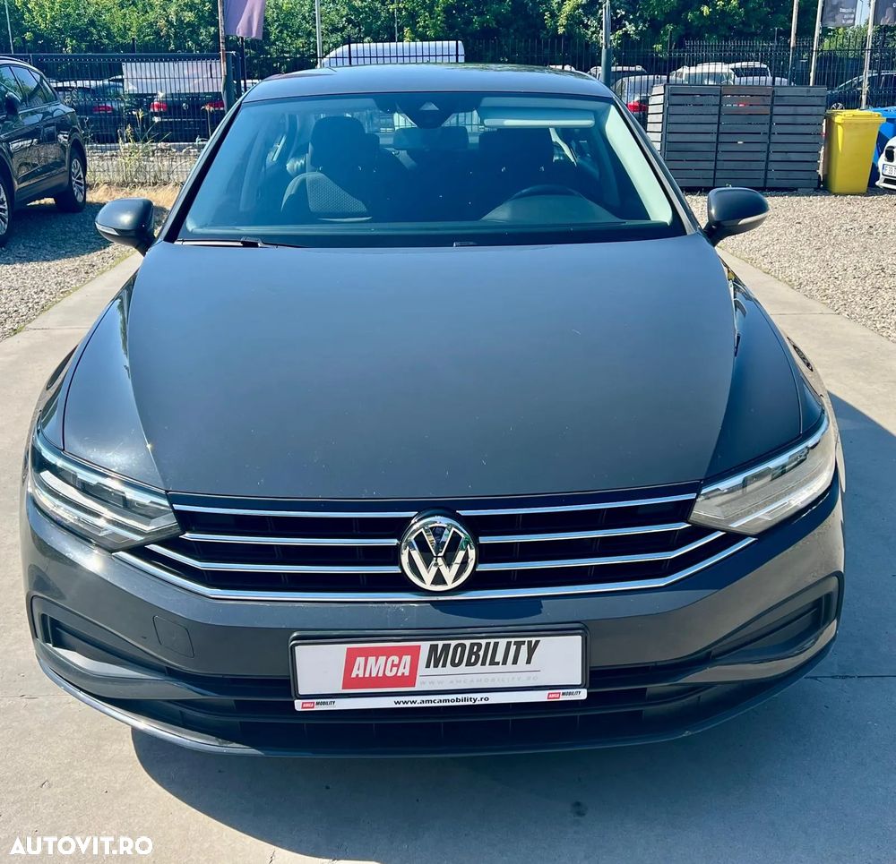 Volkswagen Passat 2.0 TDI DSG Trendline - 4