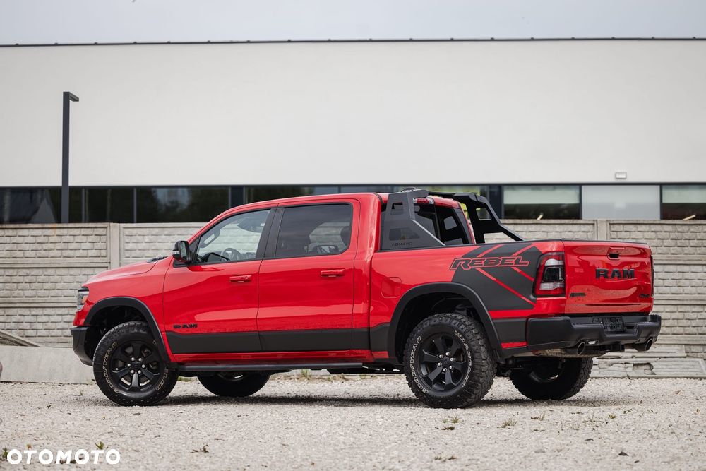 Dodge RAM 1500 5.7 4x4 - 2