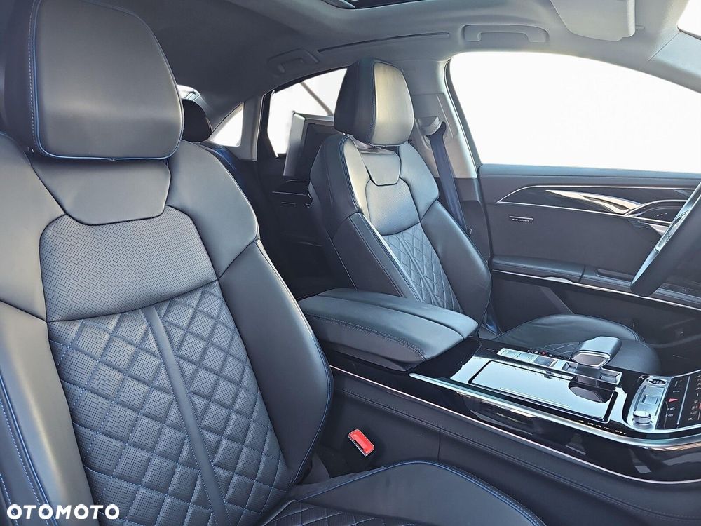 Audi A8 - 31