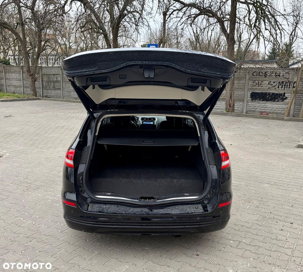 Ford Mondeo 2.0 Hybrid Titanium - 10