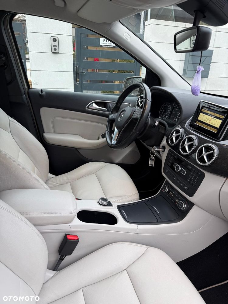Mercedes-Benz Klasa B 200 CDI (BlueEFFICIENCY) 7G-DCT - 1