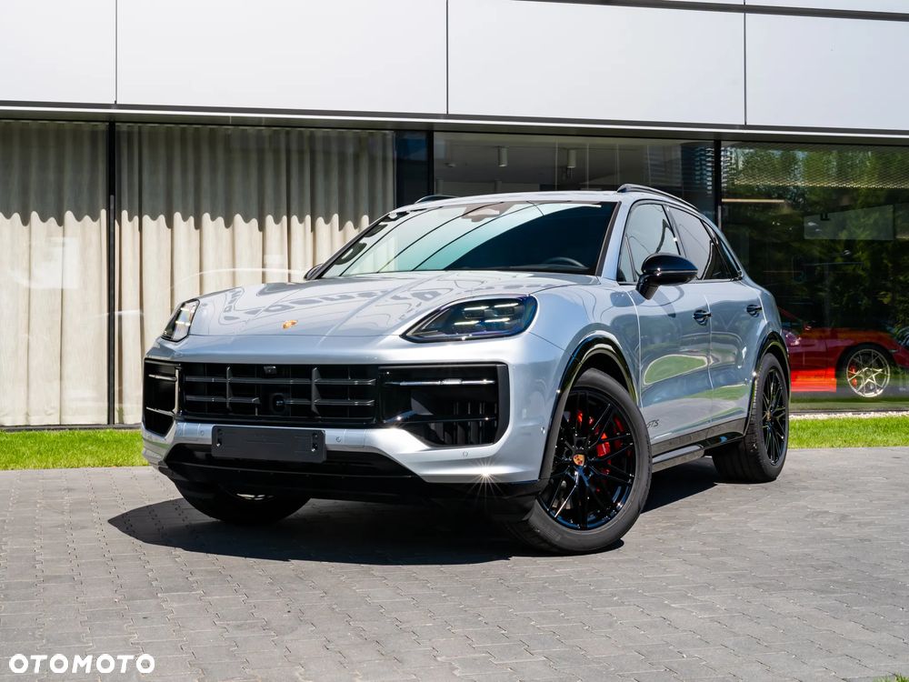 Porsche Cayenne GTS - 2