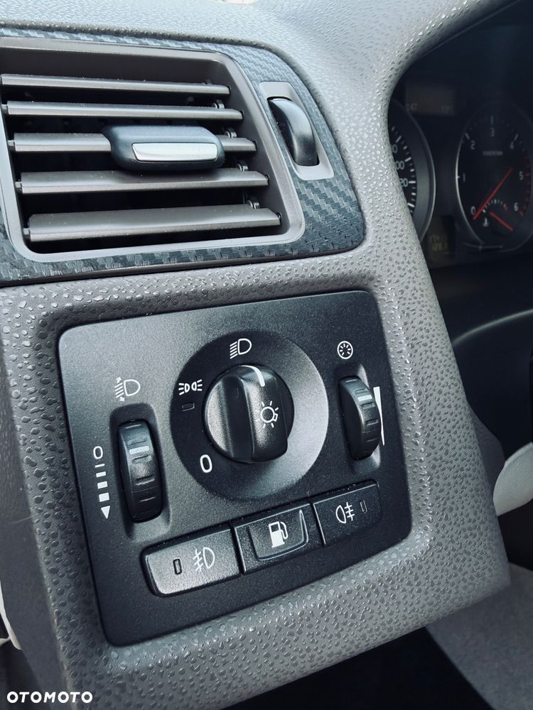 Volvo S40 2.0D Momentum - 36