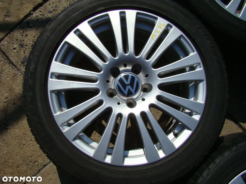 a374 5x112 VW Passat B6 B7 Eos Caddy V Touran 5T 7,5jx17 opony lato 235/45 - 5