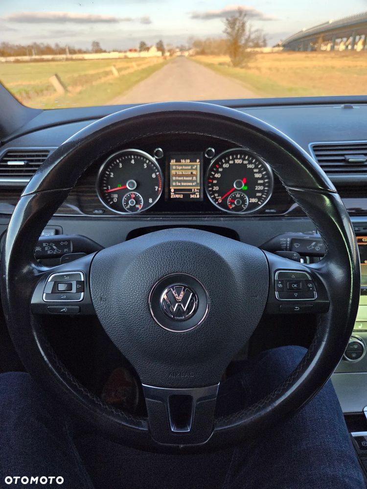 Volkswagen CC 2.0 TSI DSG - 8