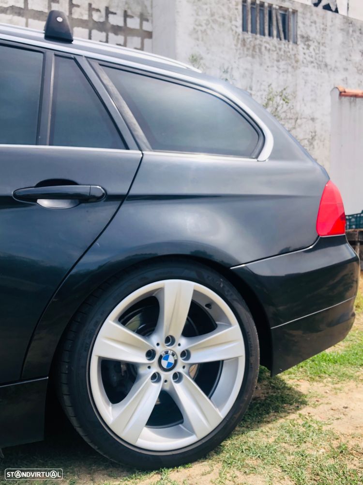 BMW 320 d Navigation - 14