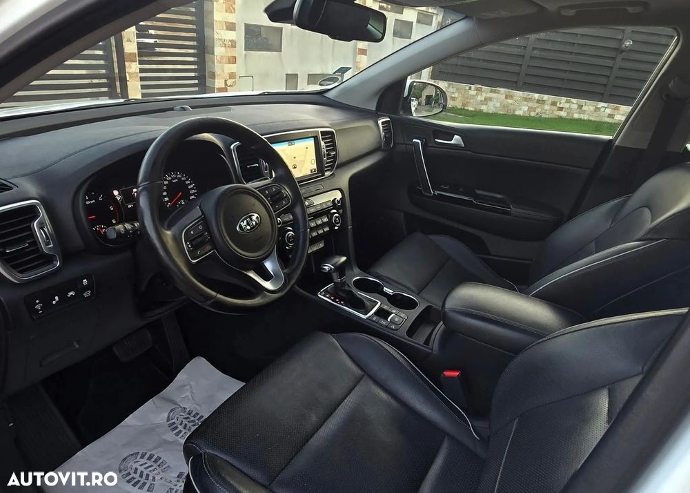 Kia Sportage 2,0 CRDI AWD Aut. Platinum - 8