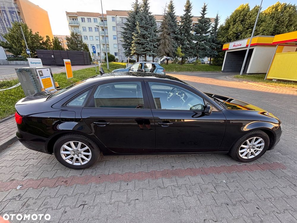 Audi A4 Limousine - 6